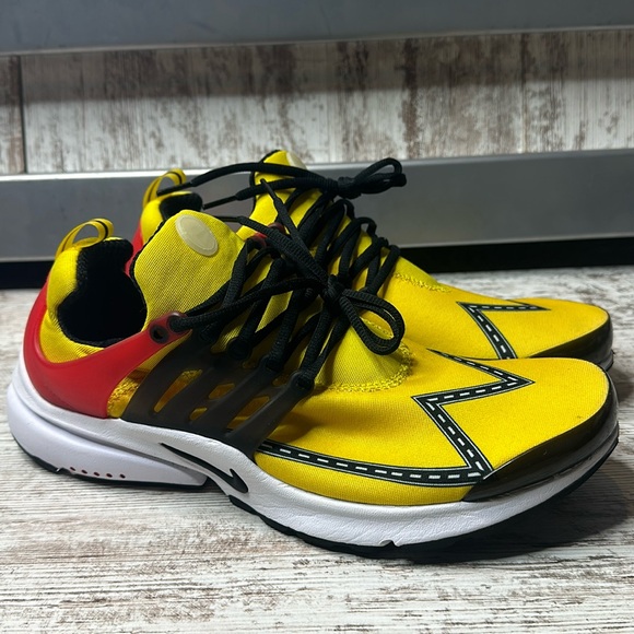 Road Race Nike Yellow Air Presto Sports Shoes Nike Air Presto
